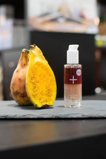 Serum 2 fases: Hidrata y Nutre